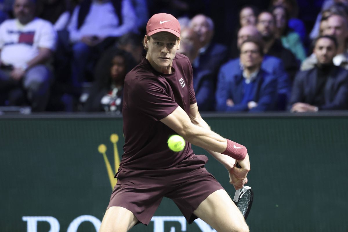 Sinner vince il 1000 di Parigi e torna numero 1 Atp