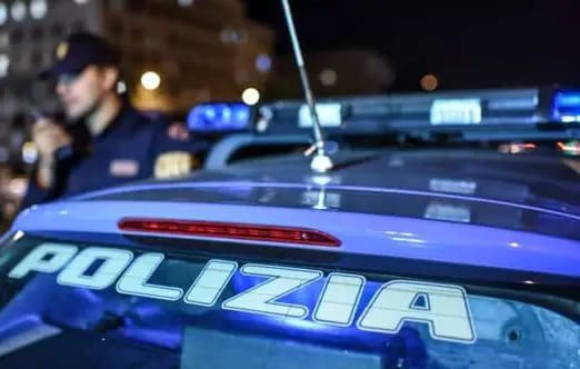 Madre uccide il figlio di 9 anni tagliandogli la gola nel Triestino Madre uccide il figlio di 9 anni tagliandogli la gola nel Triestino