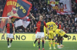 Il Genoa batte il Verona in rimonta, primo successo per De Rossi