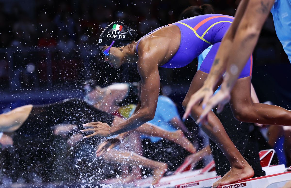 Oro e record mondiale per la 4×50 sl mixed agli Europei in vasca corta Oro e record mondiale per la 4×50 sl mixed agli Europei in vasca corta