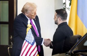 Vertice sull’Ucraina, Trump “Molto vicini alla pace”. Zelensky “Colloqui positivi”