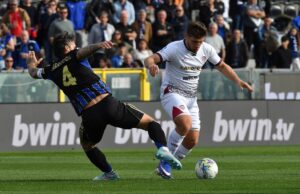 Il Pisa in dieci piega 3-1 il Cagliari, doppietta di Caracciolo