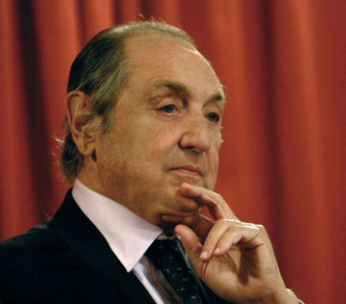 “Orizzonti Condivisi”, a Emmanuele F.M. Emanuele il premio “Ambasciatore di Pace”