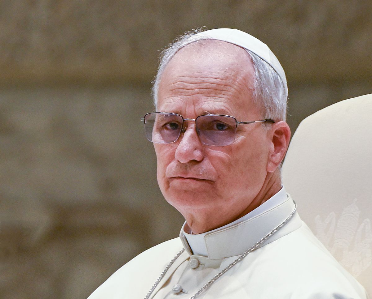 Papa “Chi è cristiano non sta mai dalla parte di chi lancia le bombe” Papa “Chi è cristiano non sta mai dalla parte di chi lancia le bombe”