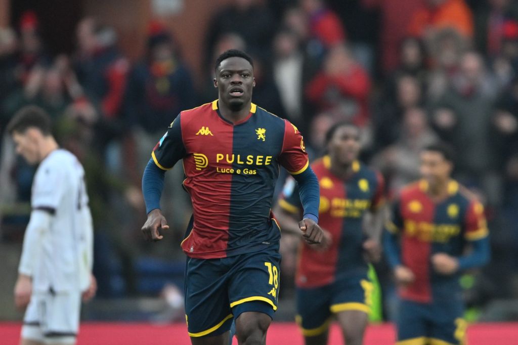 Il Genoa batte 2-1 il Sassuolo nel finale e vede la salvezza Il Genoa batte 2-1 il Sassuolo nel finale e vede la salvezza