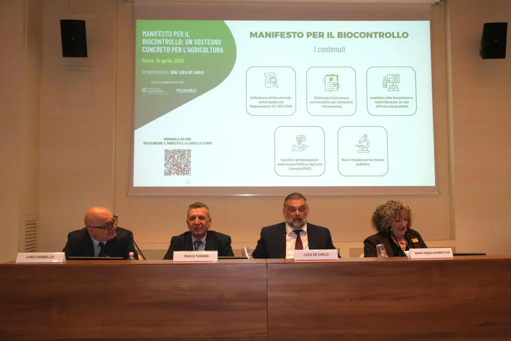 Agrofarma-Federchimica e FederBio lanciano il Manifesto per il Biocontrollo Agrofarma-Federchimica e FederBio lanciano il Manifesto per il Biocontrollo