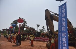 Cina, aumentano gli investimenti diretti all’estero