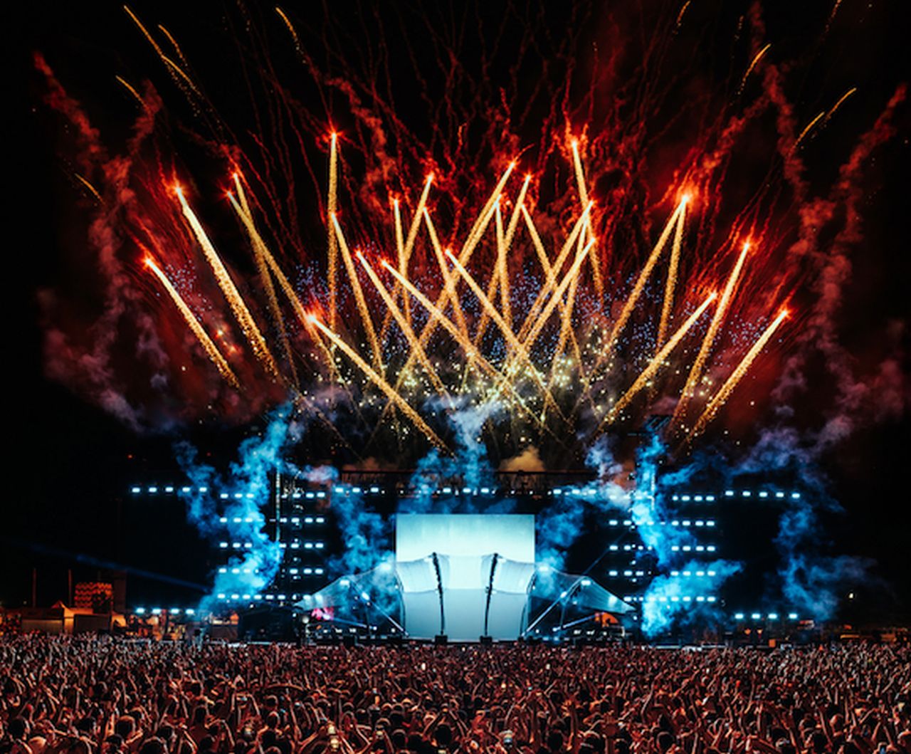 JTI lancia Ploom Moments, da Milano a Napoli il tour dei festival dell’estate 2026 JTI lancia Ploom Moments, da Milano a Napoli il tour dei festival dell’estate 2026