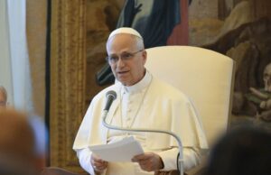 Papa “Guerra mai benedetta da Dio, risolvere conflitti da umani e non da bestie”