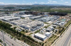 Cina, le imprese statali aumentano gli investimenti in ricerca e sviluppo