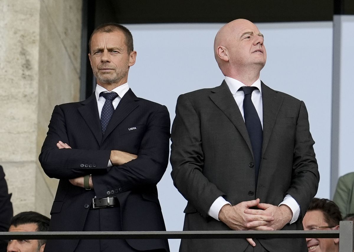 Uefa compatta “Il calcio non si vende, non parteciperemo alle competizioni Fifa” Uefa compatta “Il calcio non si vende, non parteciperemo alle competizioni Fifa”
