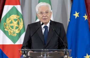 Mattarella “Le guerre sono tornate a gettare la loro ombra sui nostri giorni”