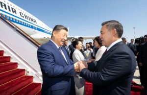 Il presidente cinese Xi Jinping in Kirghizistan per il Vertice SCO
