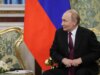 Ucraina, per Putin sforzi “nella direzione” di una soluzione pacifica