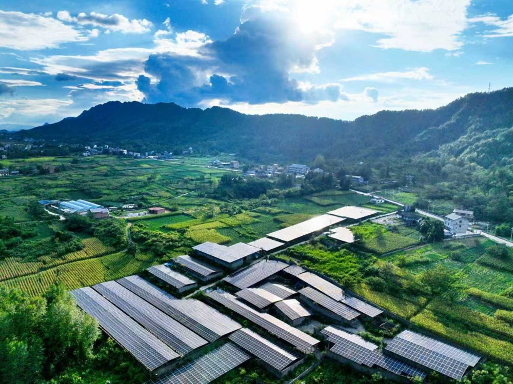 La Cina promuove lo sviluppo di reti elettriche di nuova generazione